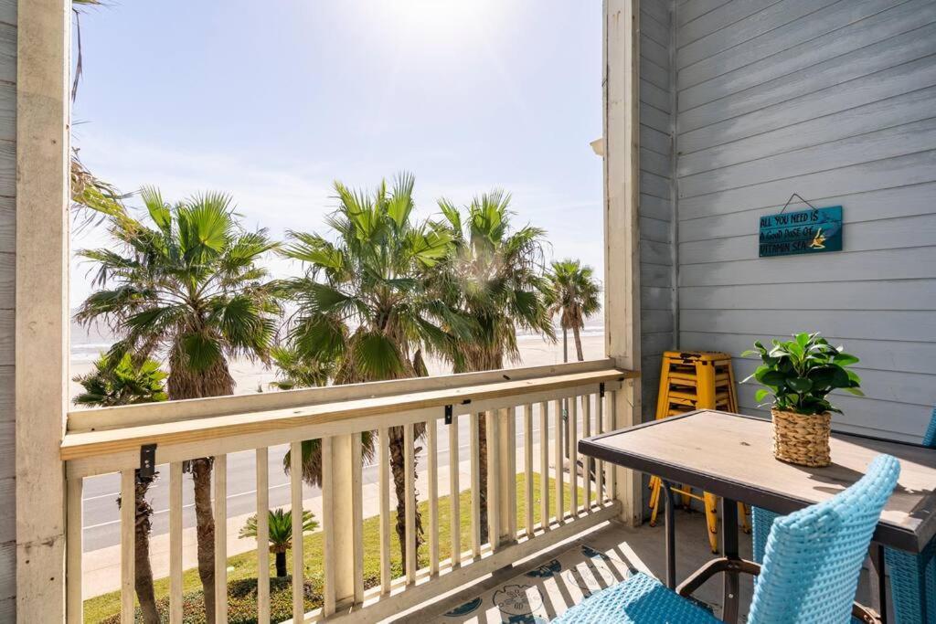 Oceanfront At The Dawns Apartment Galveston Ngoại thất bức ảnh