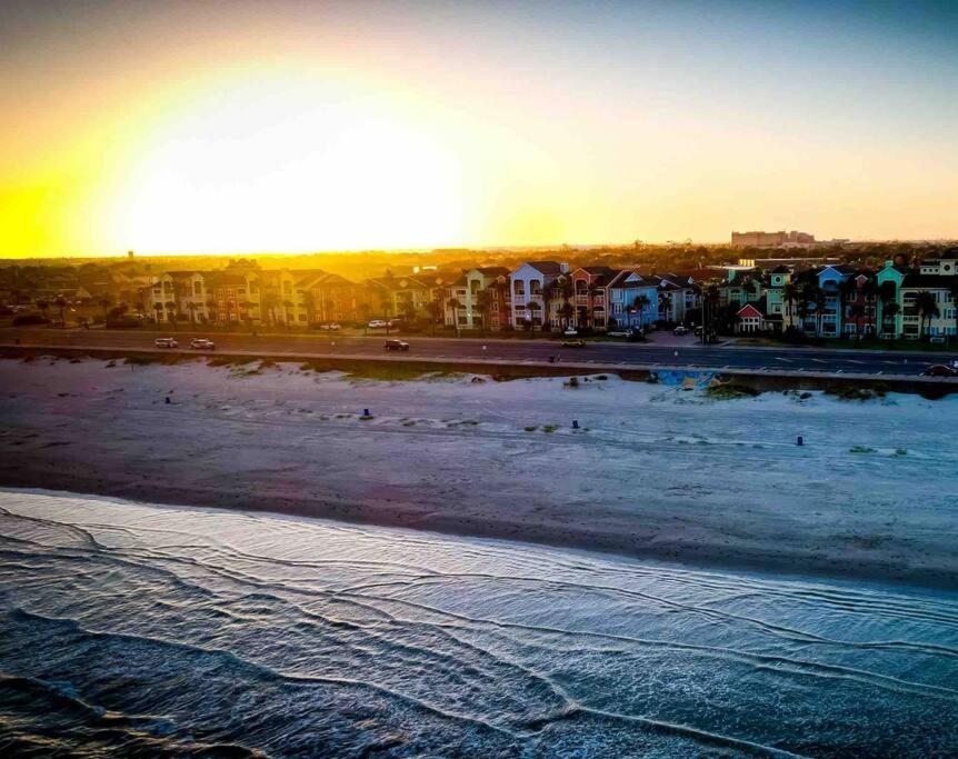 Oceanfront At The Dawns Apartment Galveston Ngoại thất bức ảnh